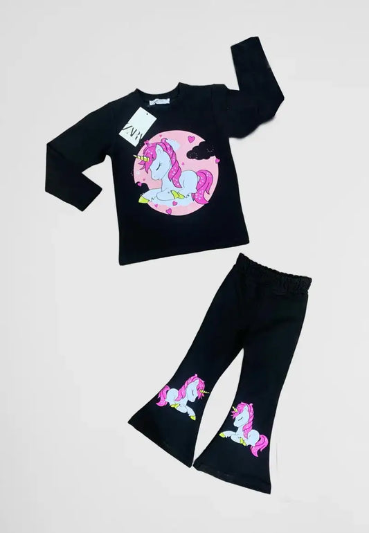 Horse printed t-shirt in pant set for girls