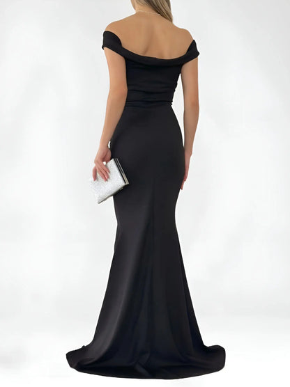 A very elegant and distinctive long dress with a slit from the bottom